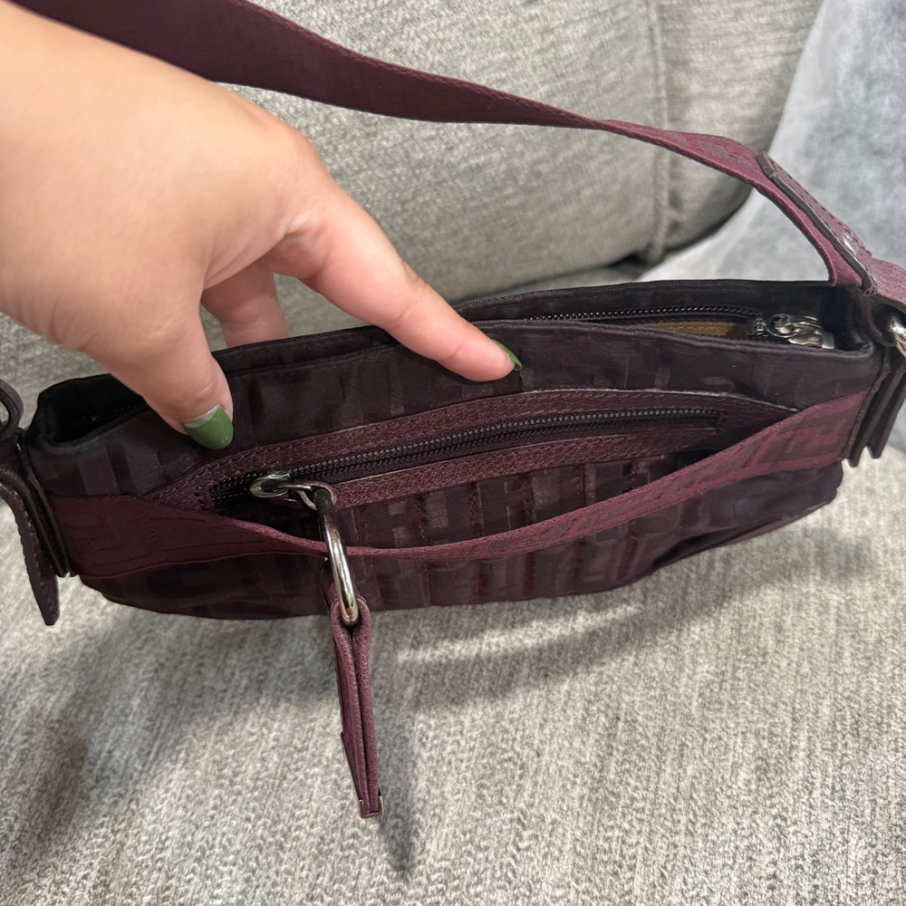 Fendi Burgundy Baguette Shoulder Bag with Silver Hardware - Picture 7 of 12